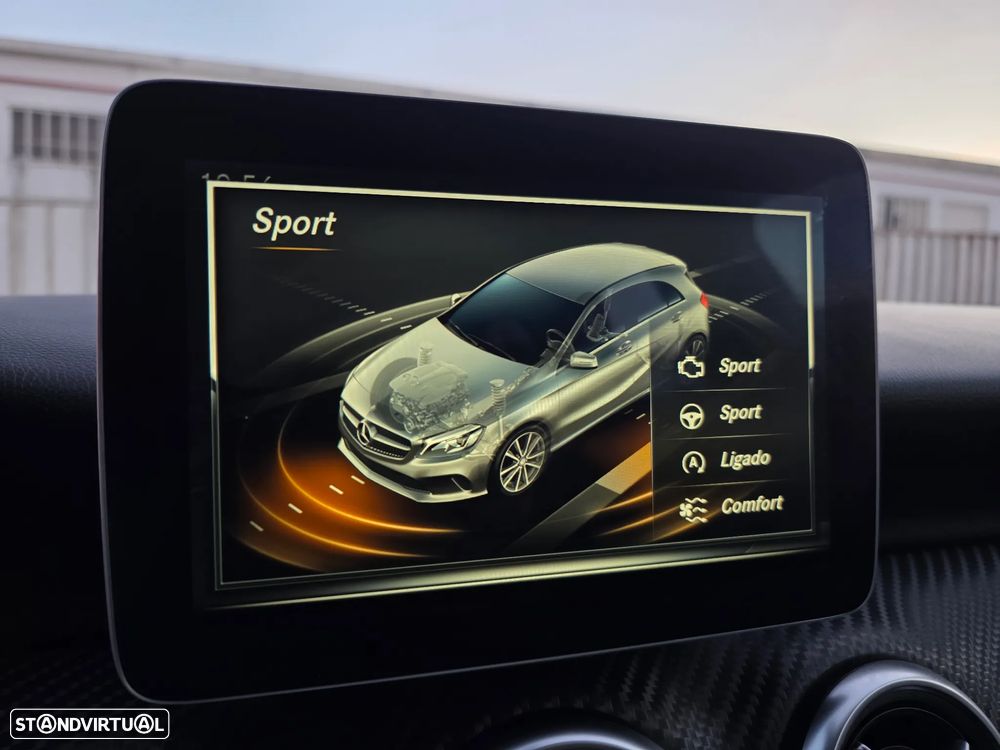 Mercedes-Benz A 180 AMG Line - 33