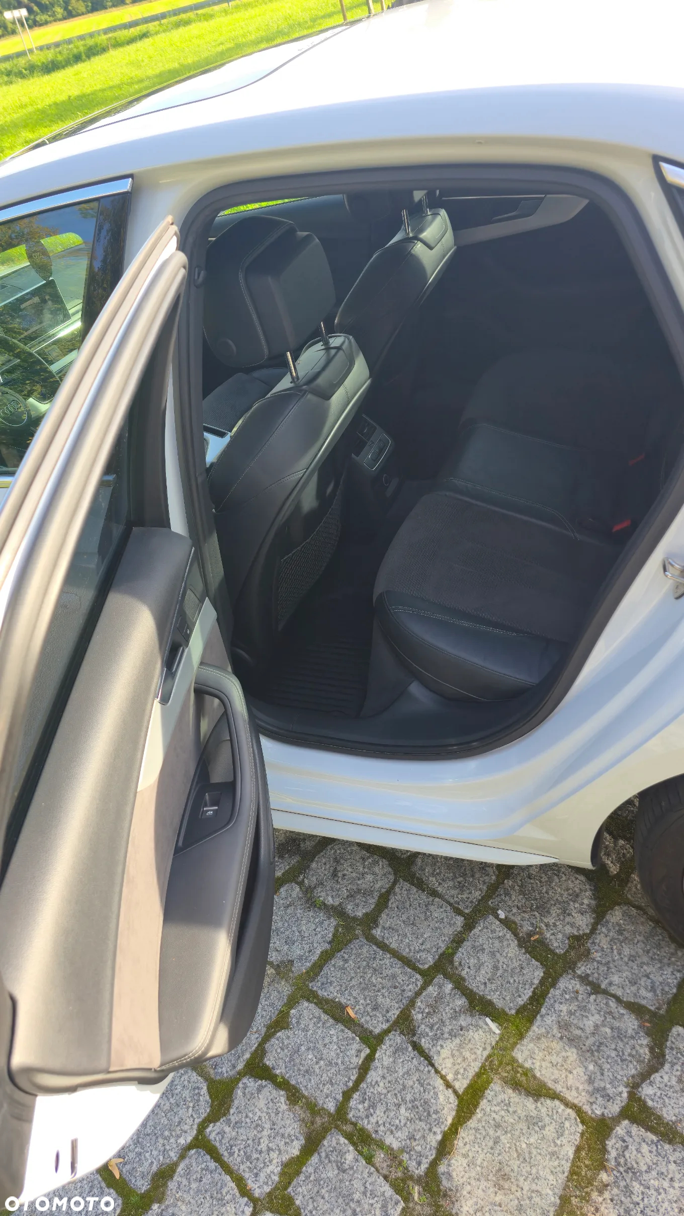 Audi A4 - 24
