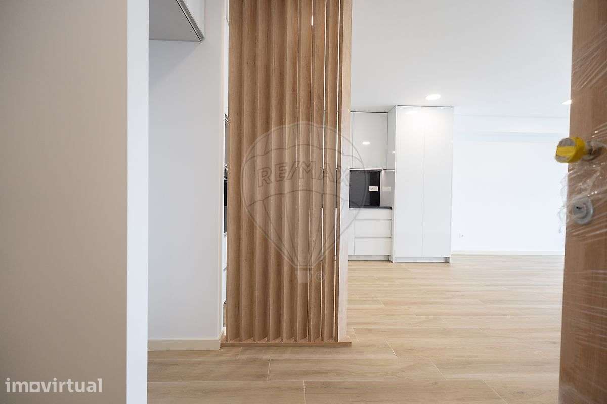 Apartamento T2 para venda - Grande imagem: 2/32