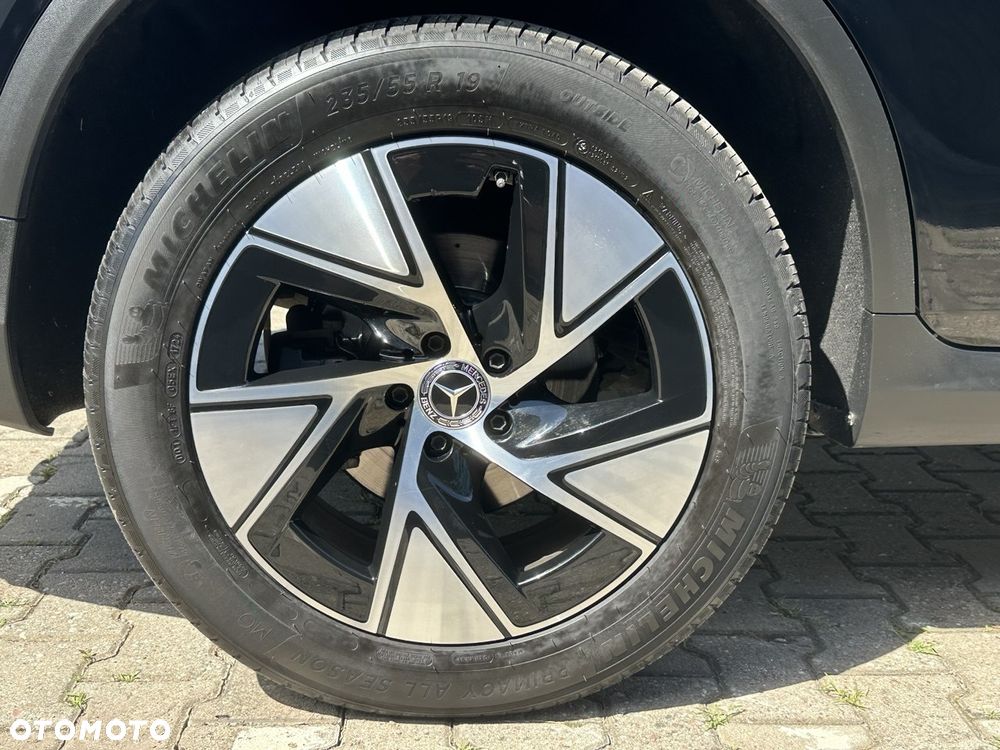 Mercedes-Benz GLC 300 de 4-Matic Business Edition - 11