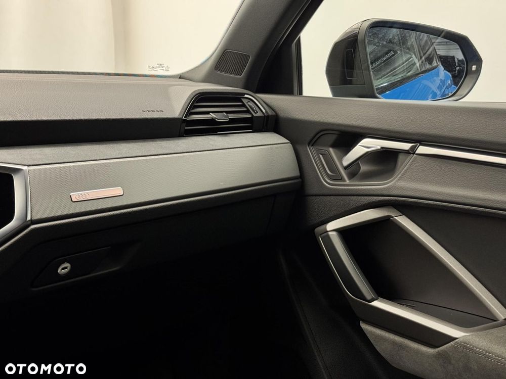 Audi Q3 35 TFSI S tronic - 24