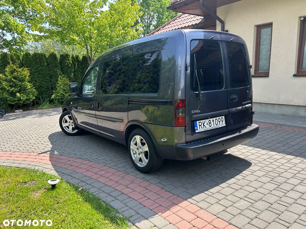Opel Combo Tour - 5