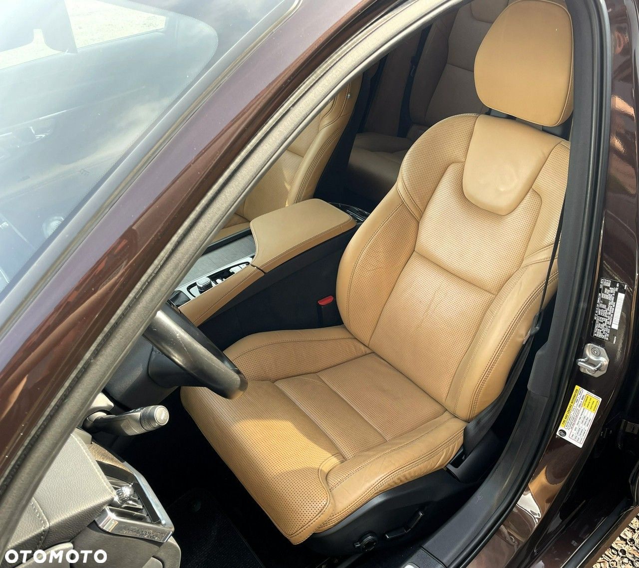Volvo V90 Cross Country T6 AWD - 11