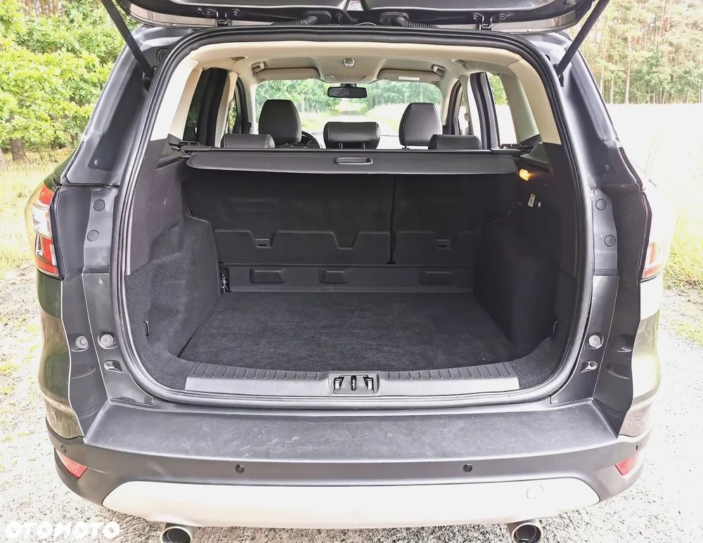 Ford Kuga 1.5 EcoBoost 2x4 Titanium - 20