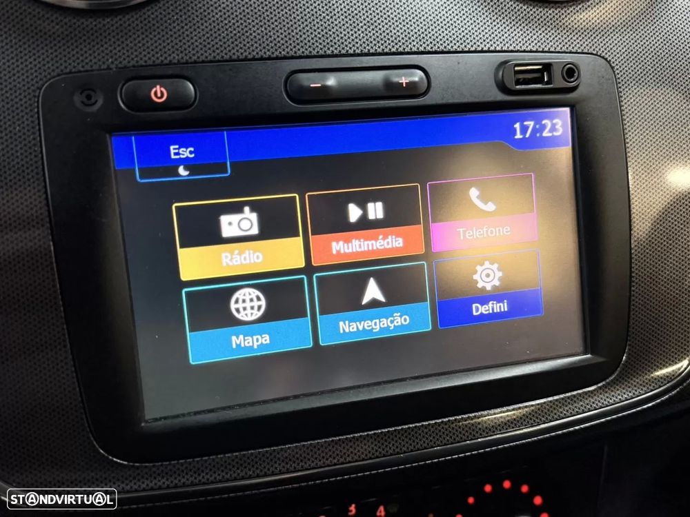 Dacia Logan MCV 0.9 TCe Stepway - 41