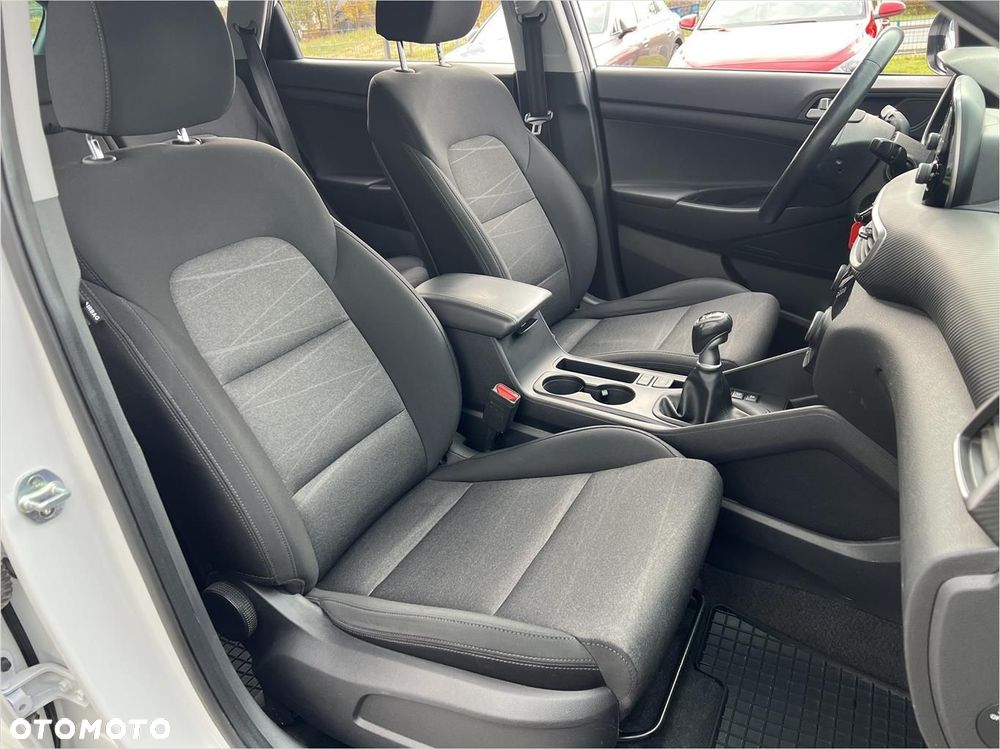 Hyundai Tucson 1.6 GDi Comfort 2WD - 19