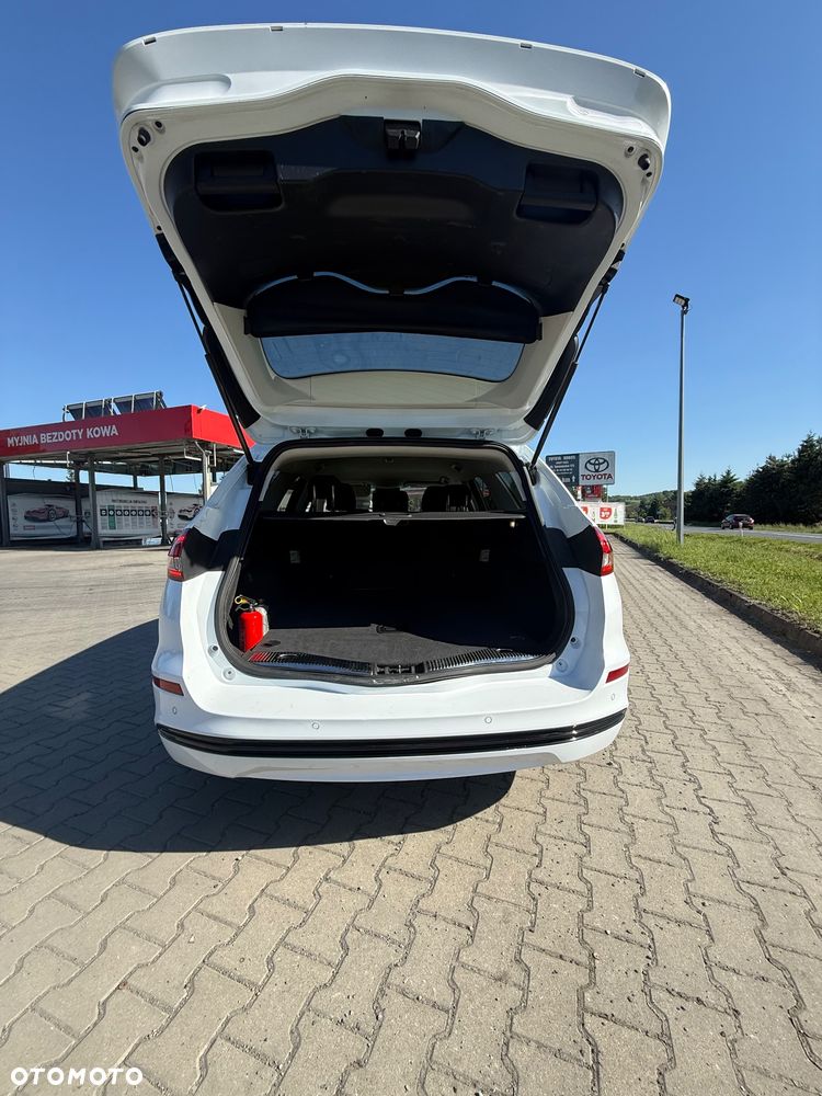 Ford Mondeo 2.0 EcoBlue Titanium - 22