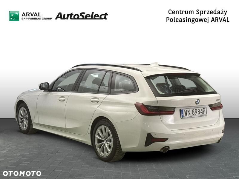 BMW Seria 3 318d MHEV - 3