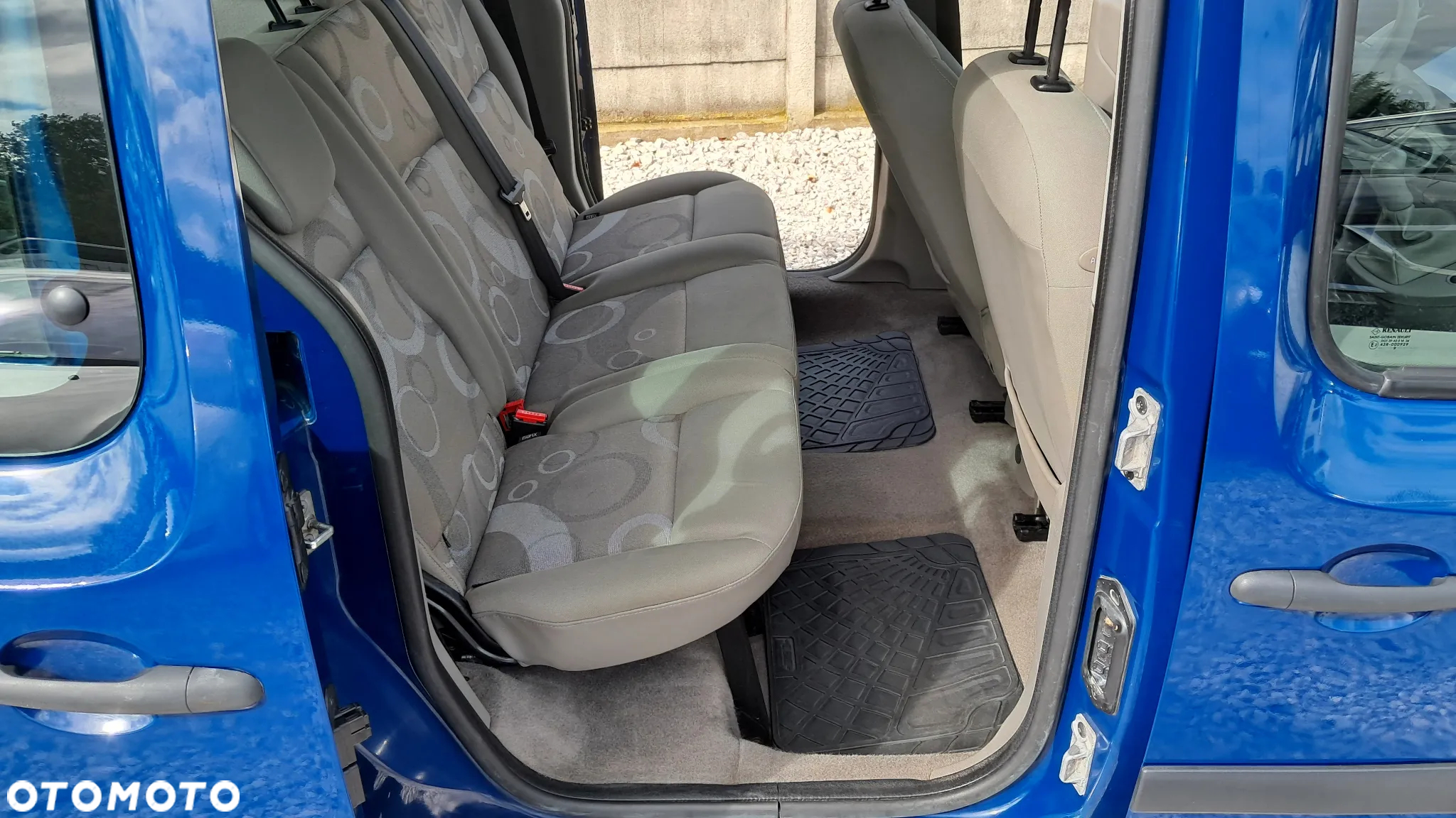 Renault Kangoo 1.6 8V Happy Family - 24