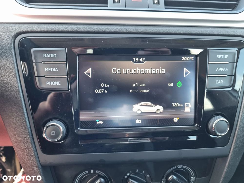Skoda RAPID 1.0 TSI Ambition - 21