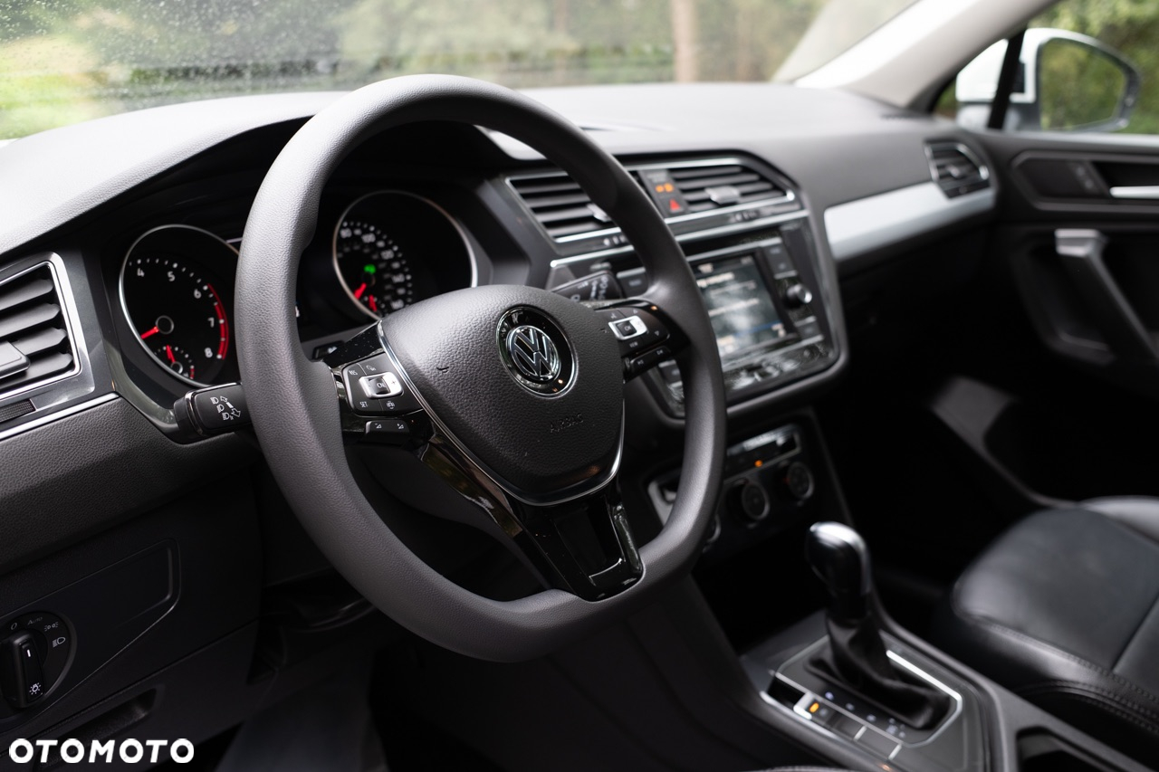 Volkswagen Tiguan - 13