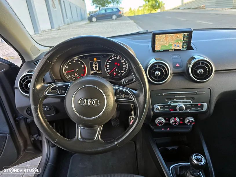 Audi A1 Sportback 1.0 TFSI Design - 13