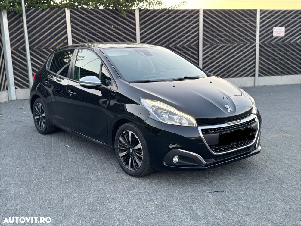 Peugeot 208 PureTech 75 Allure Pack - 2
