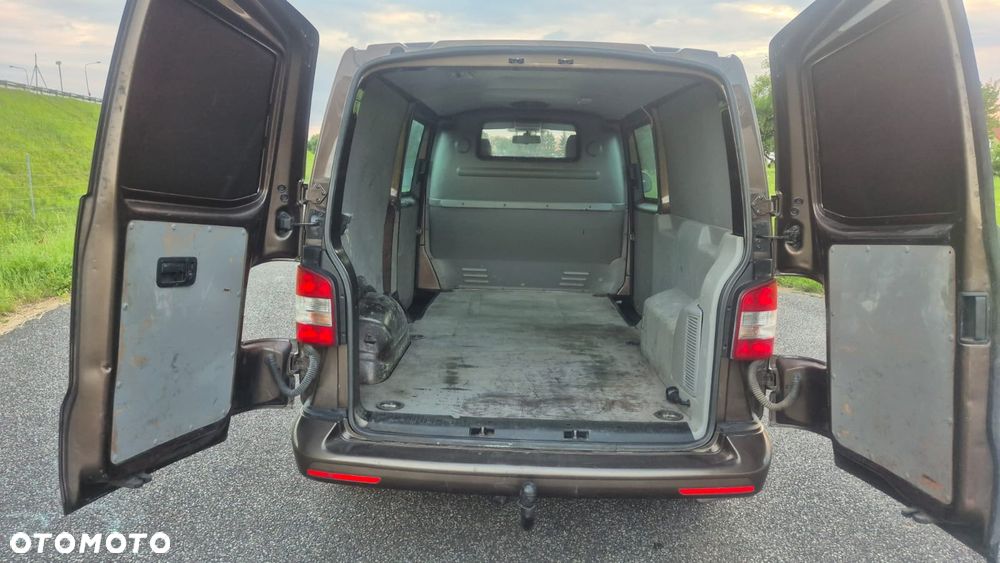 Volkswagen Transporter - 7