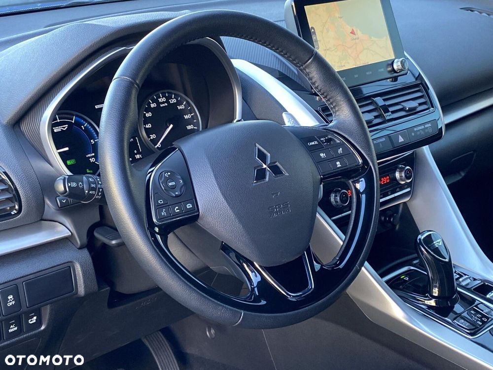 Mitsubishi Eclipse Cross - 22