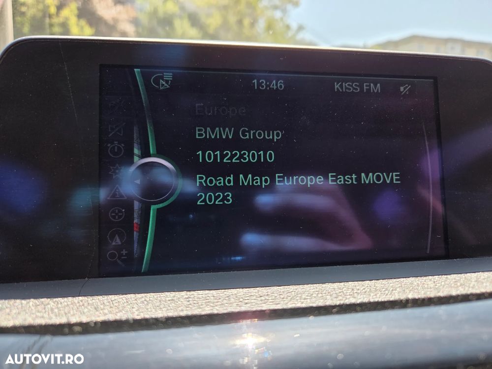 BMW Seria 3 320i - 17