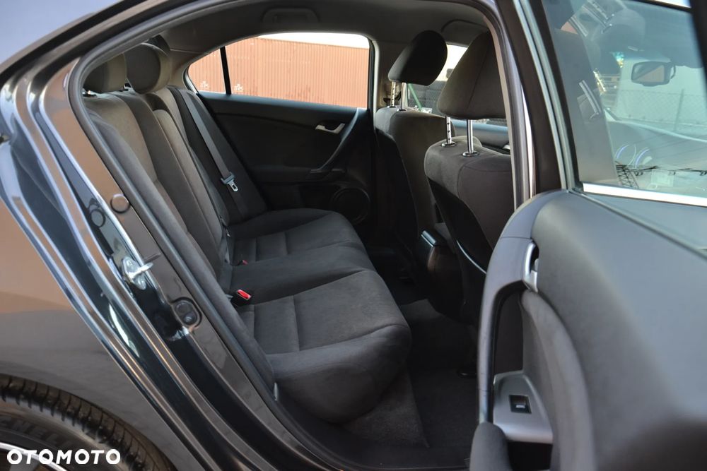 Honda Accord 2.0 Elegance - 31