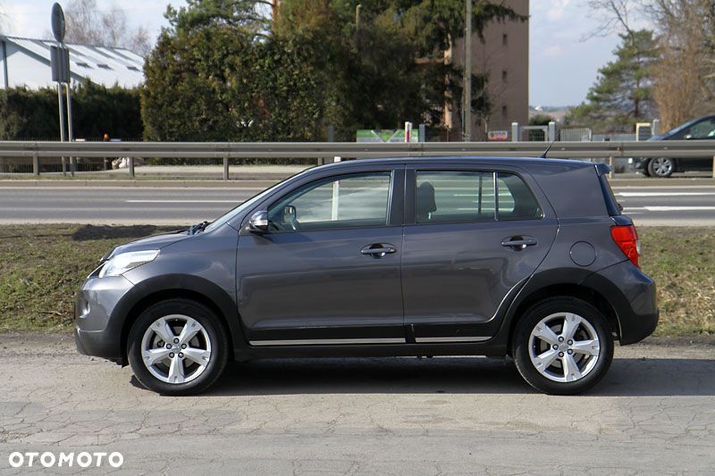 Toyota Urban Cruiser 1.4 D-4D 4x4 Trek - 6