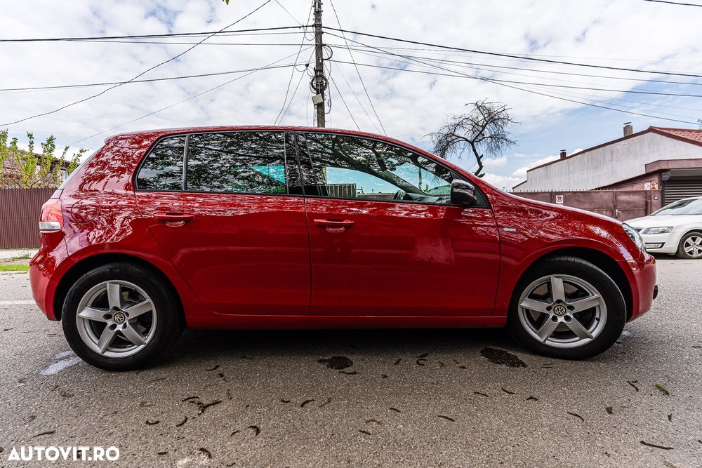 Volkswagen Golf 2.0 TDI DPF MATCH - 23