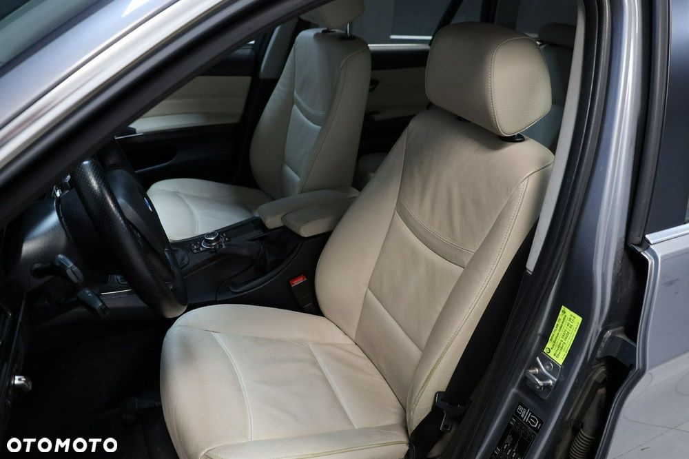 BMW Seria 3 - 11