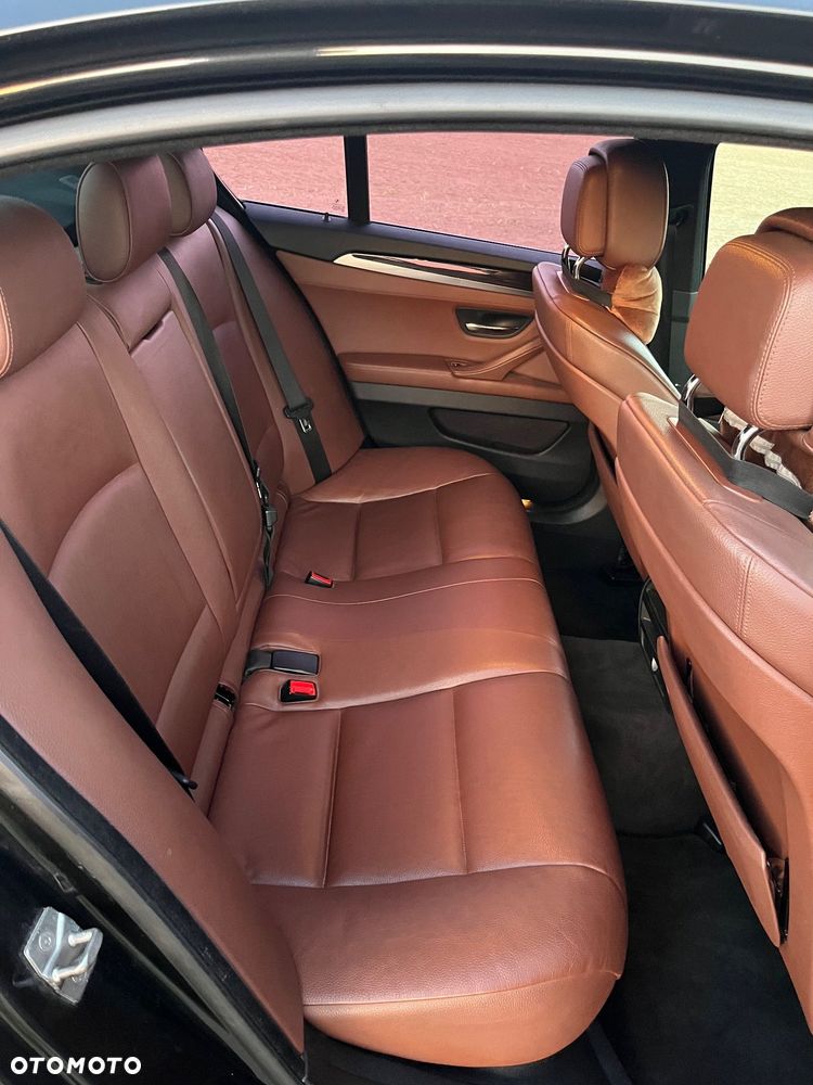 BMW Seria 5 - 21