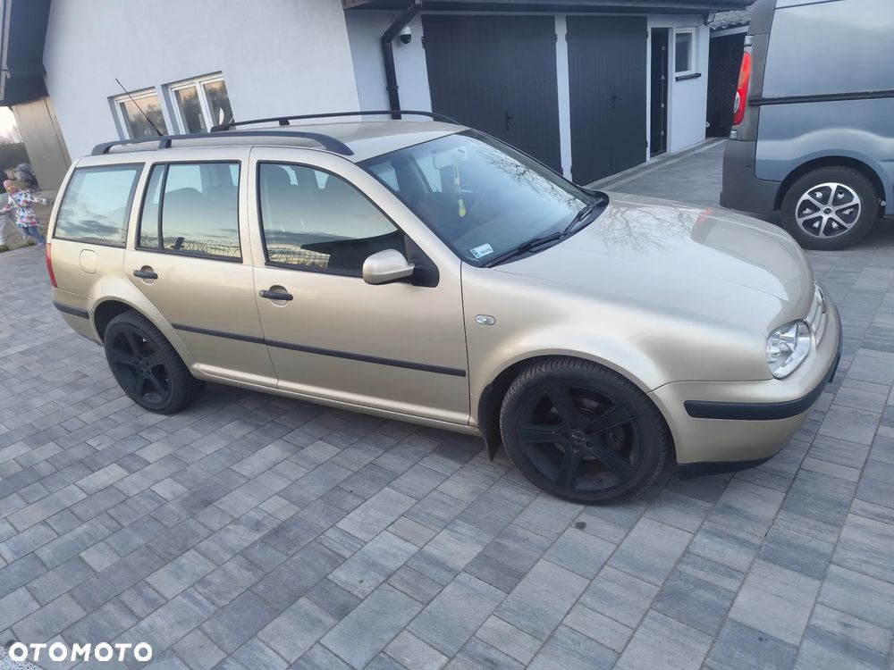 Volkswagen Golf 1.6 Comfortline - 1