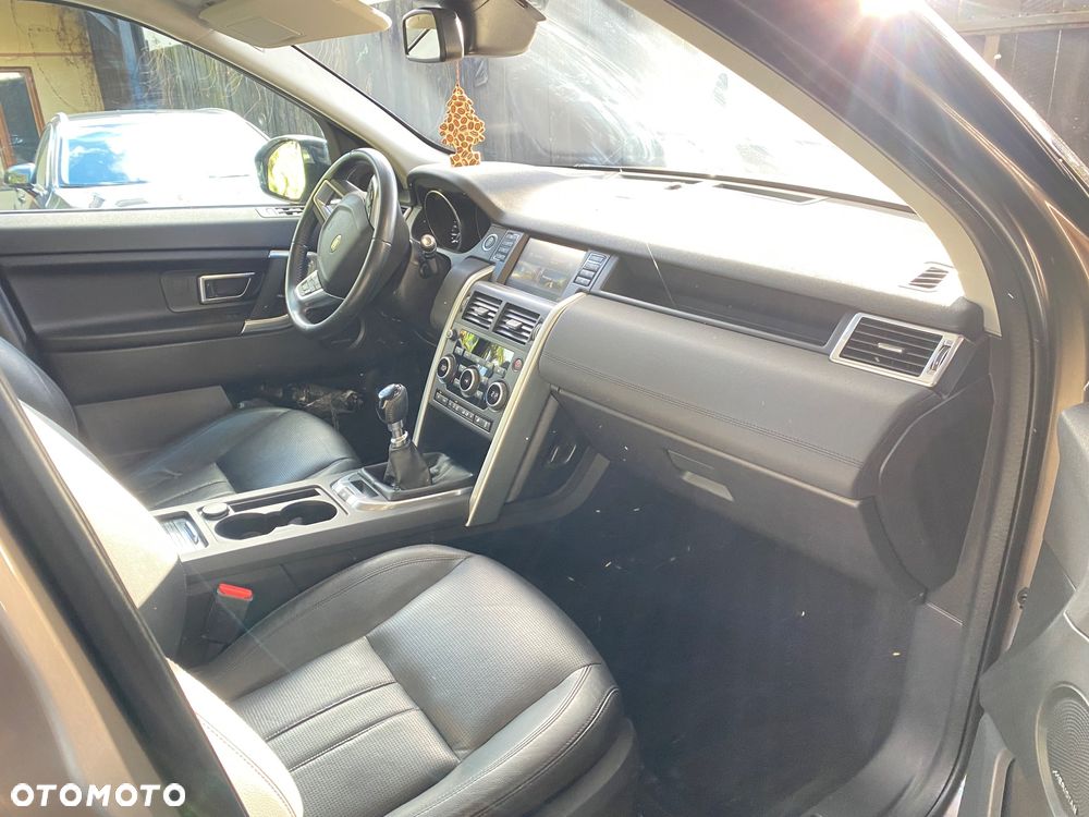 Land Rover Discovery Sport 2.0 TD4 HSE Luxury - 10