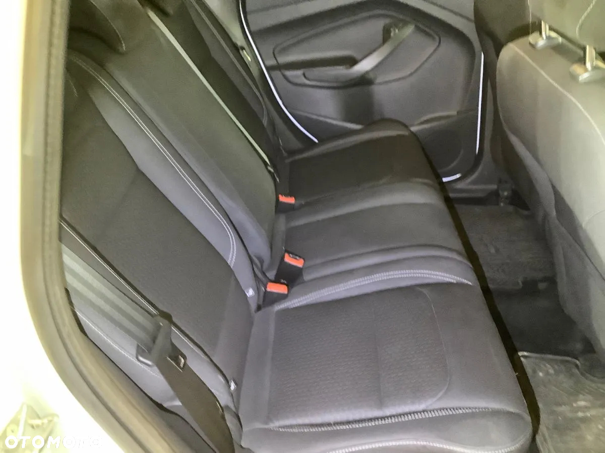 Ford Kuga 1.5 EcoBoost 2x4 Business Edition - 7