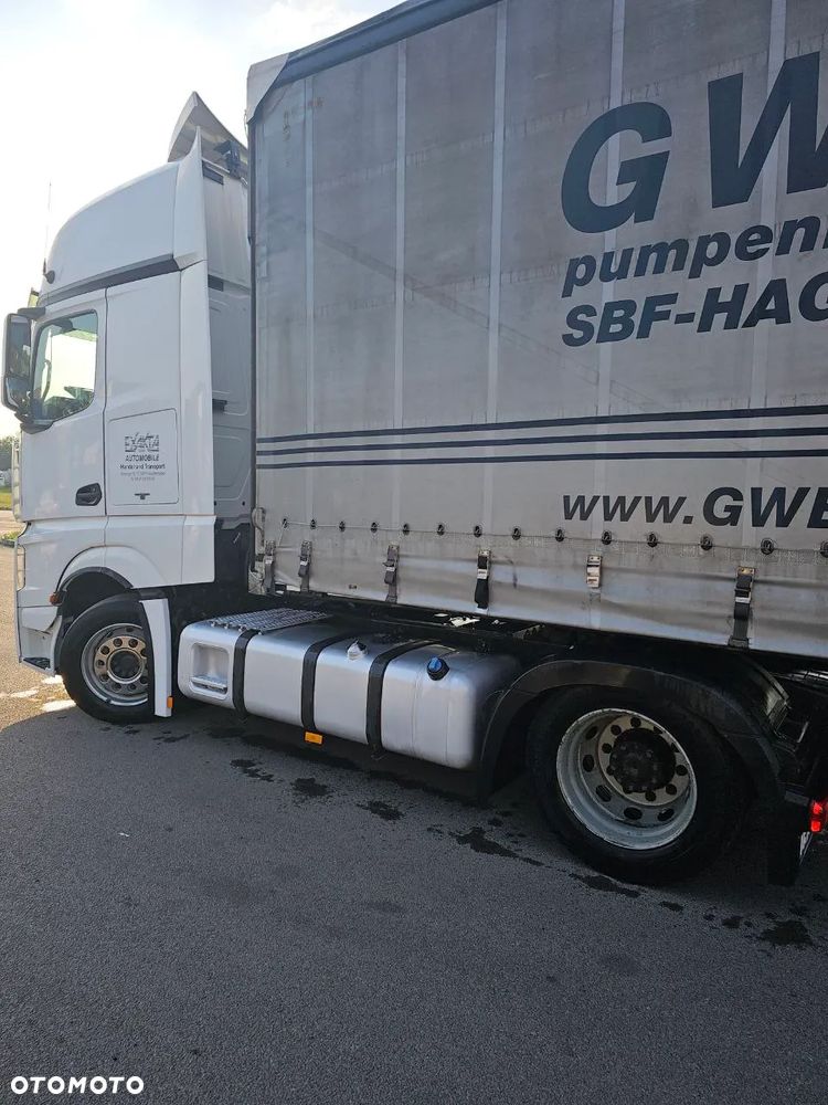 Mercedes-Benz Actros - 5