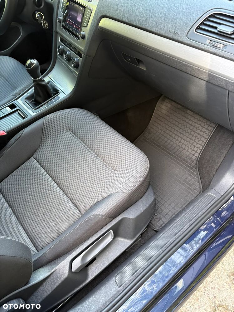 Volkswagen Golf 1.6 TDI BMT Comfortline - 12