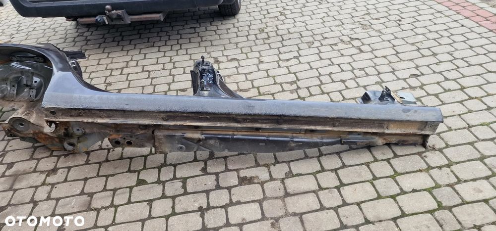 BŁOTNIK TYŁ PRÓG PRAWY AUDI A4 B8 KOMBI Avant - 4