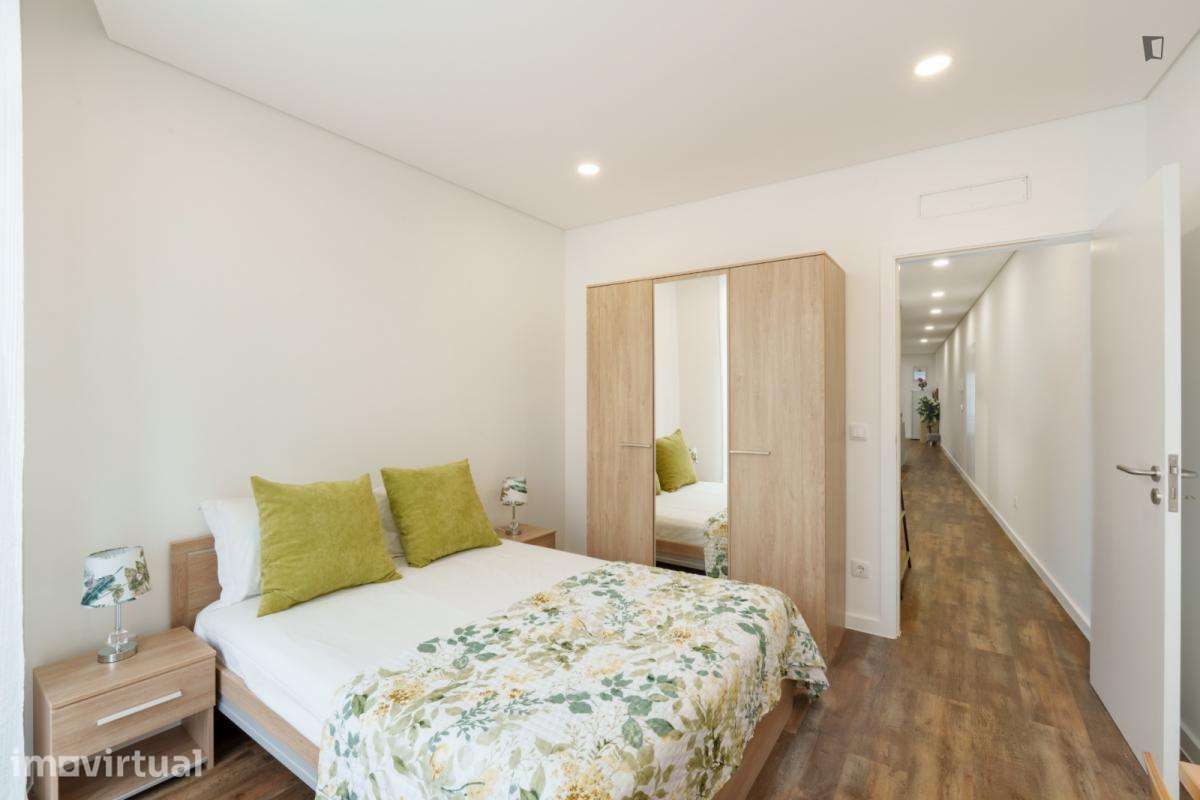 Apartamento com 2 quartos - localizado em Campanhã Porto - Grande imagem: 5/28
