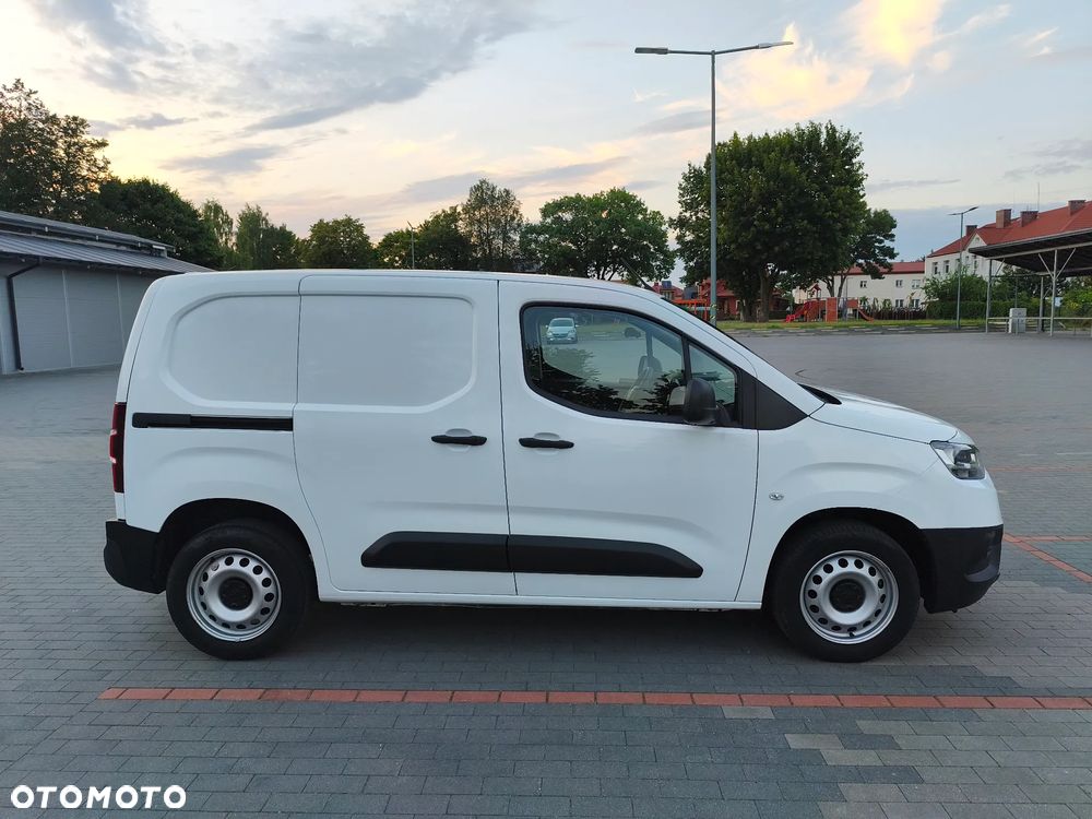 Toyota Proace City - 9