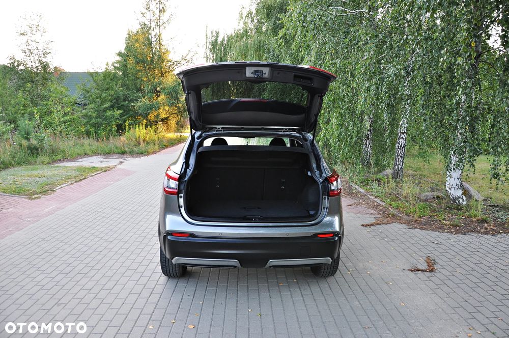Nissan Qashqai 1.2 DIG-T 360 - 24
