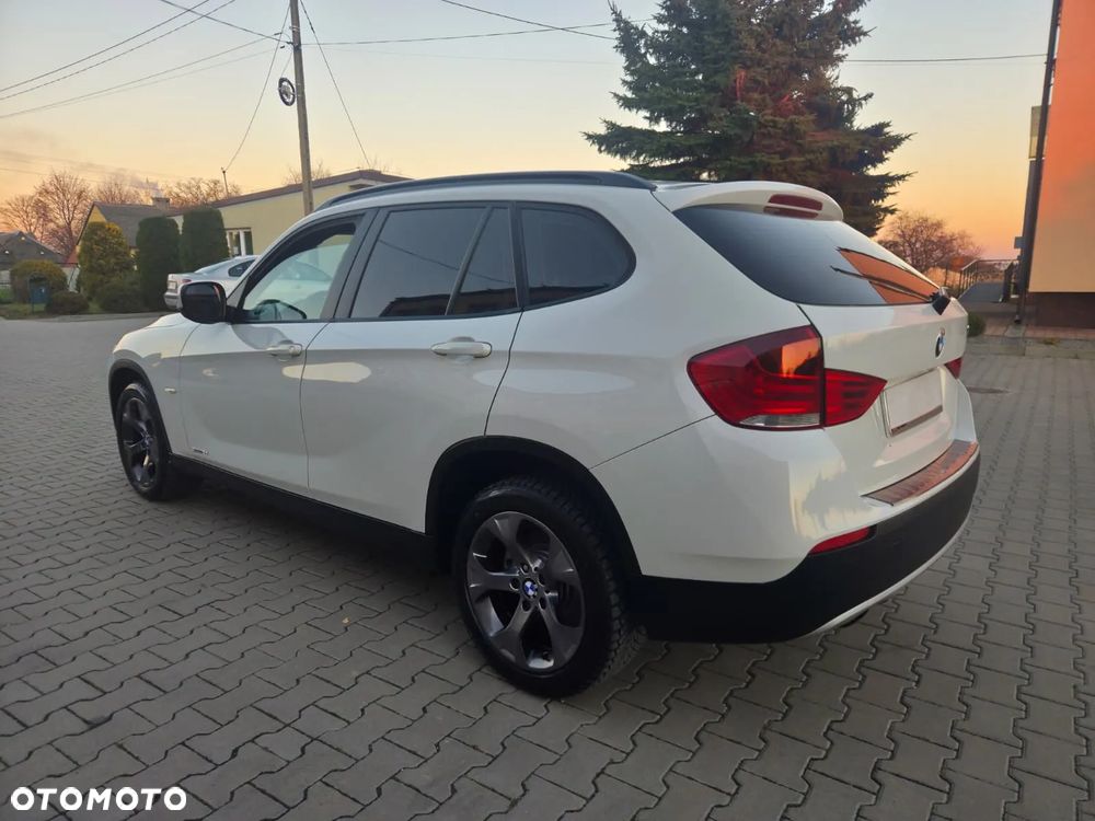 BMW X1 sDrive18d - 9