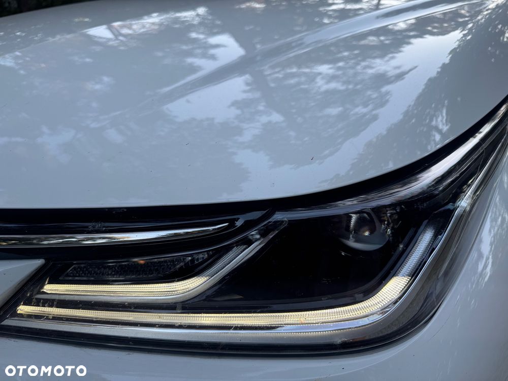 Toyota Corolla 1.8 Hybrid Executive - 10