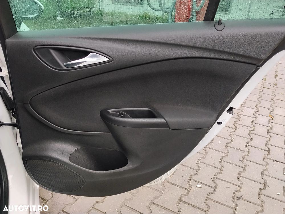 Opel Astra 1.6 D (CDTI) Start/Stop Sports Tourer Edition - 28