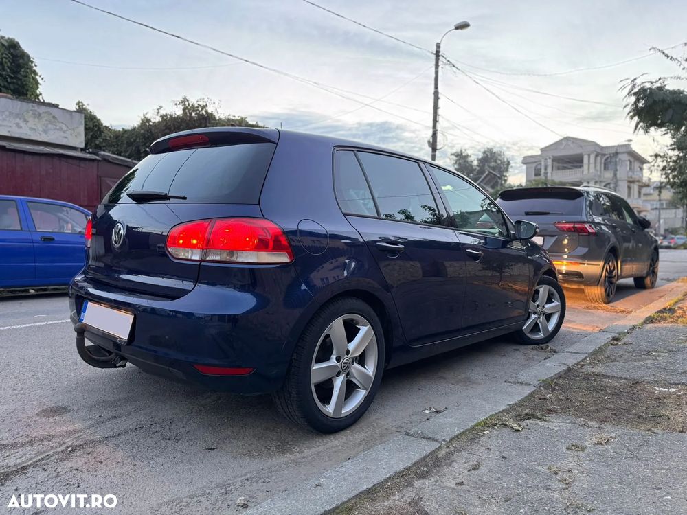 Volkswagen Golf 2.0 TDI DPF MATCH - 5