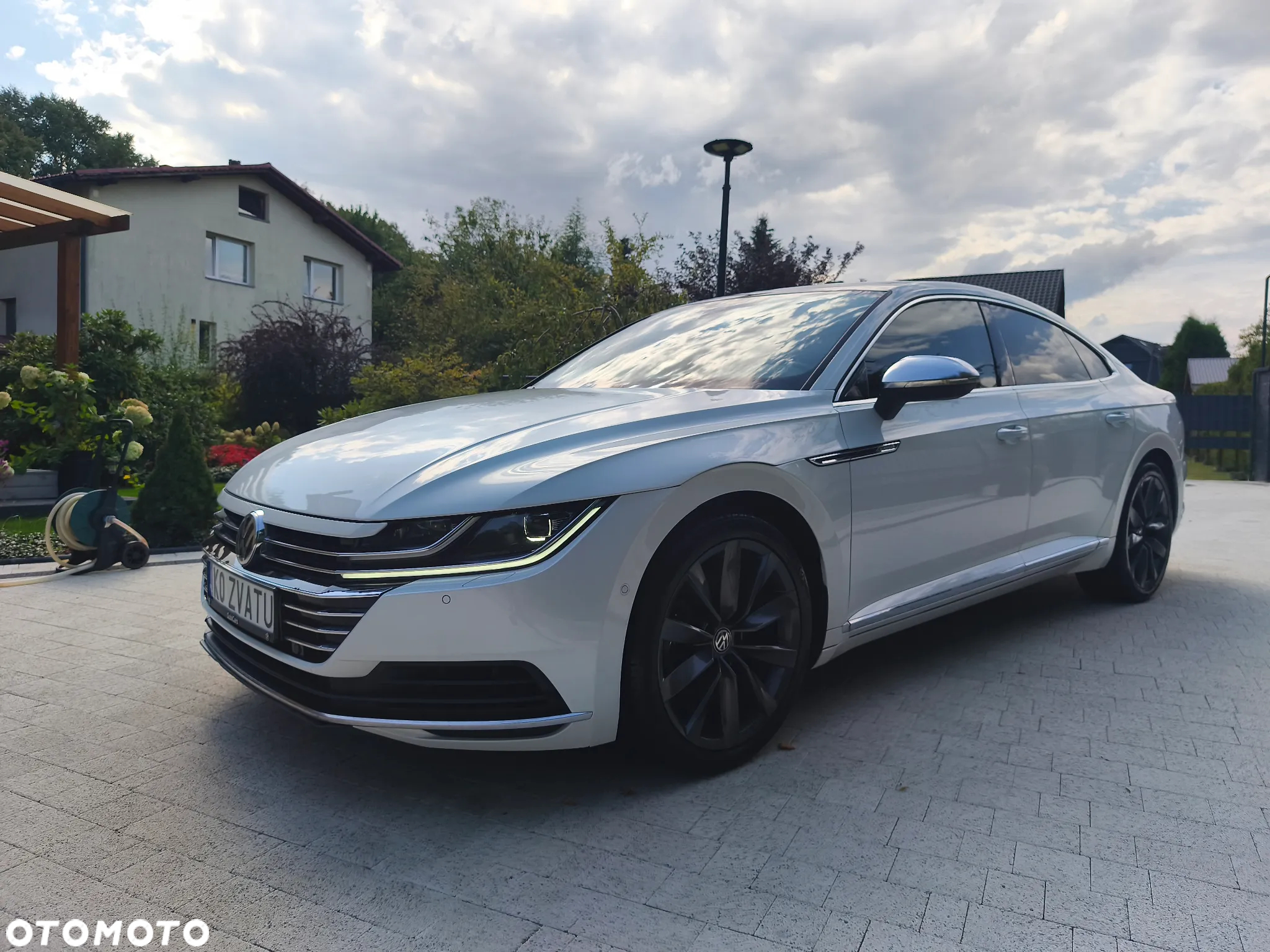 Volkswagen Arteon 2.0 TDI SCR 4Motion DSG Elegance - 4