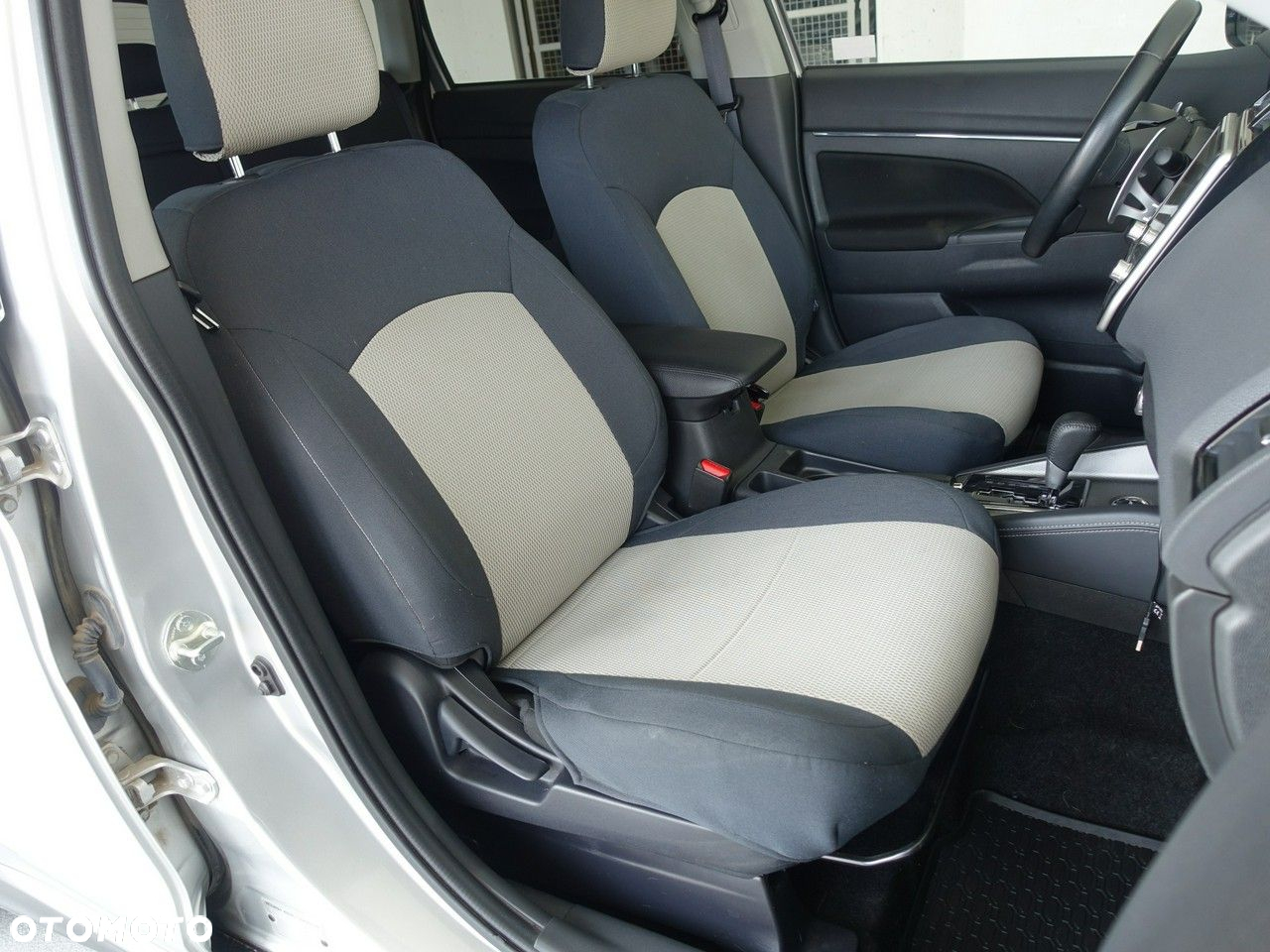 Mitsubishi ASX 2.0 Intense 4WD CVT - 18