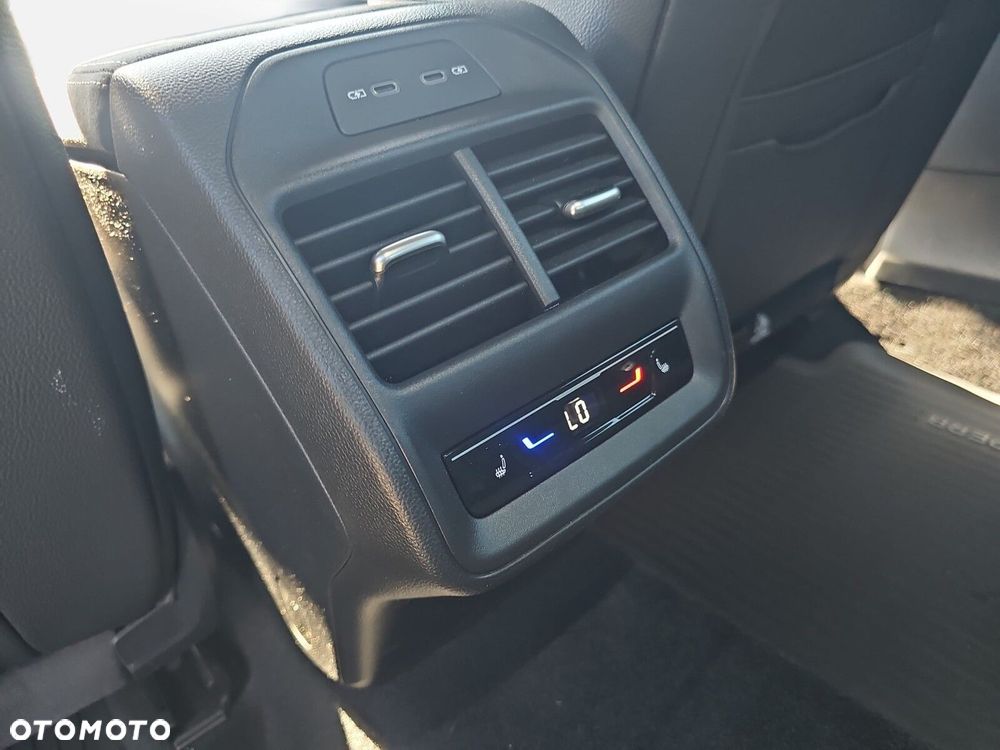 Skoda Superb 2.0 TSI Sportline DSG - 22