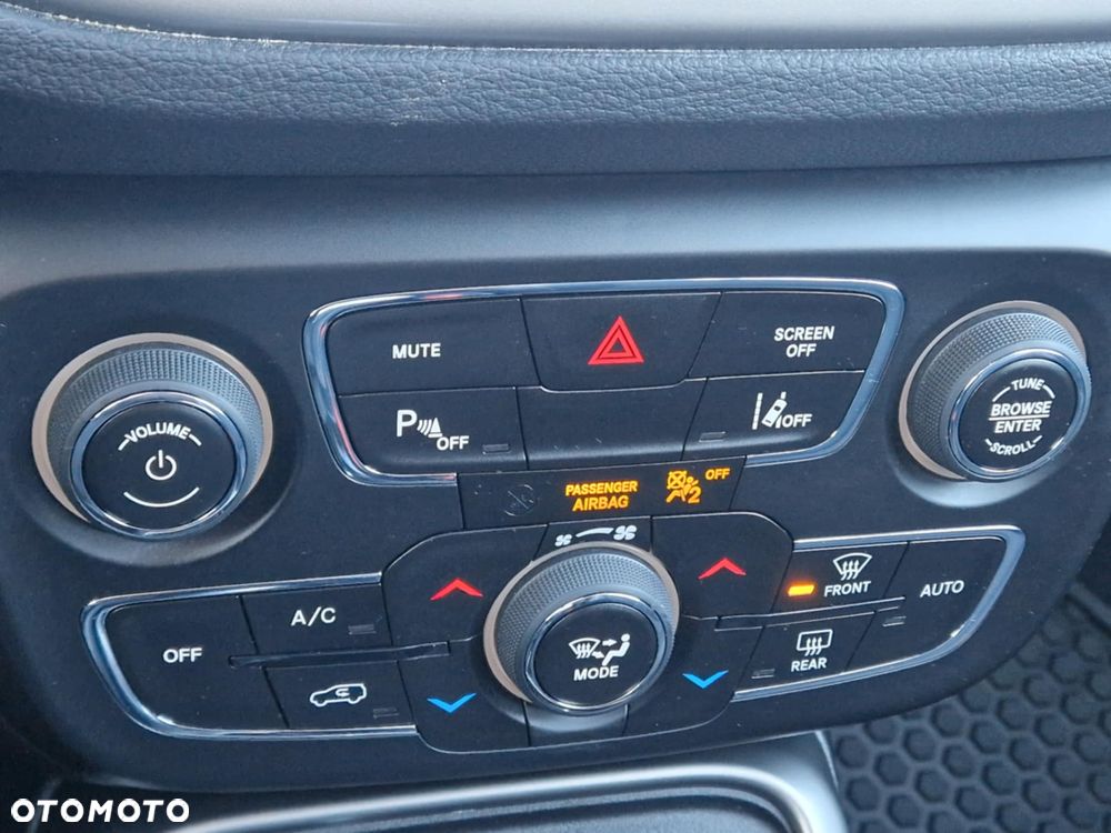 Jeep Compass 1.4 MultiAir Longitude - 12