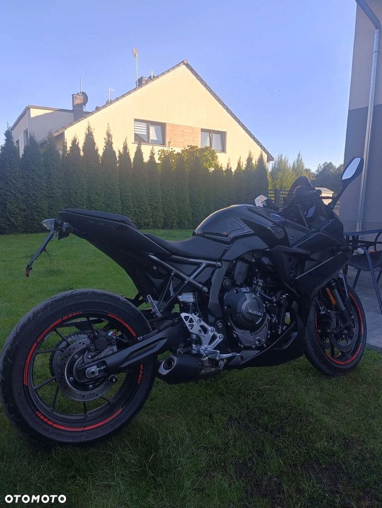 Suzuki GSX-R - 3