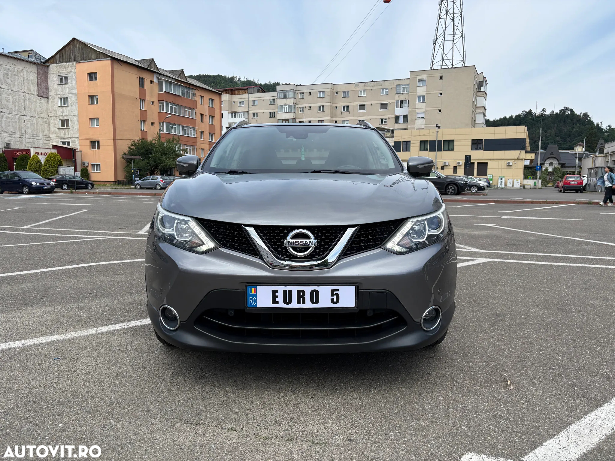 Nissan Qashqai 1.5 DCI TEKNA - 2
