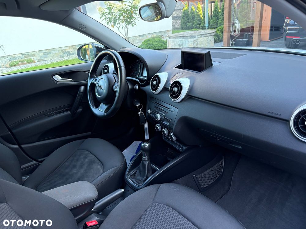 Audi A1 Sportback 1.2 TFSI S line edition - 7