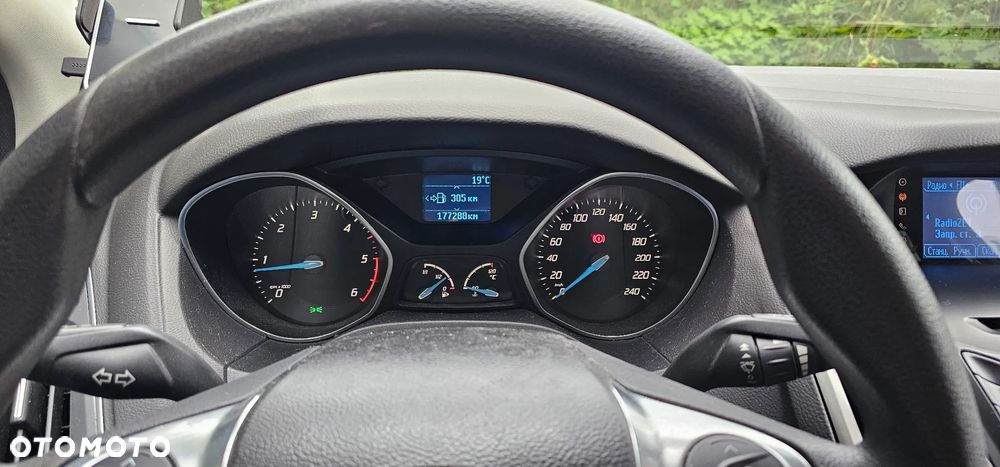 Ford Focus 1.6 TDCi Edition - 8
