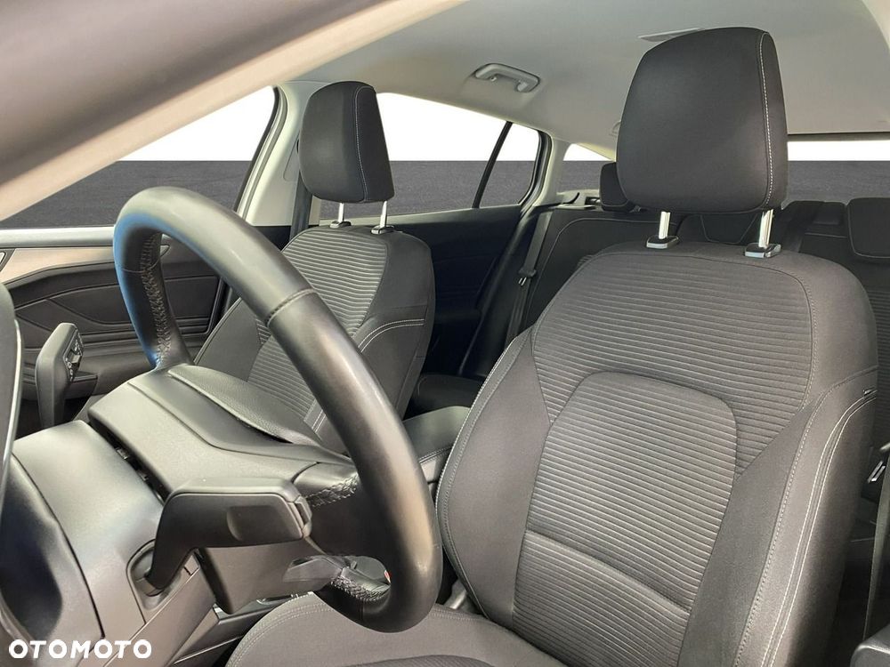 Ford Focus - 11