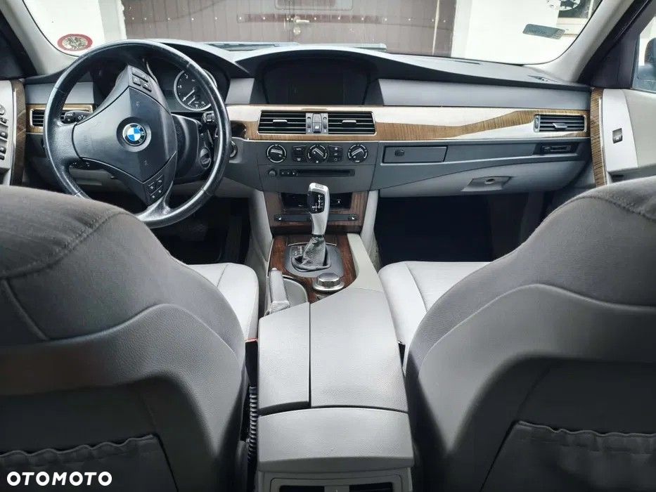 BMW Seria 5 530d - 16