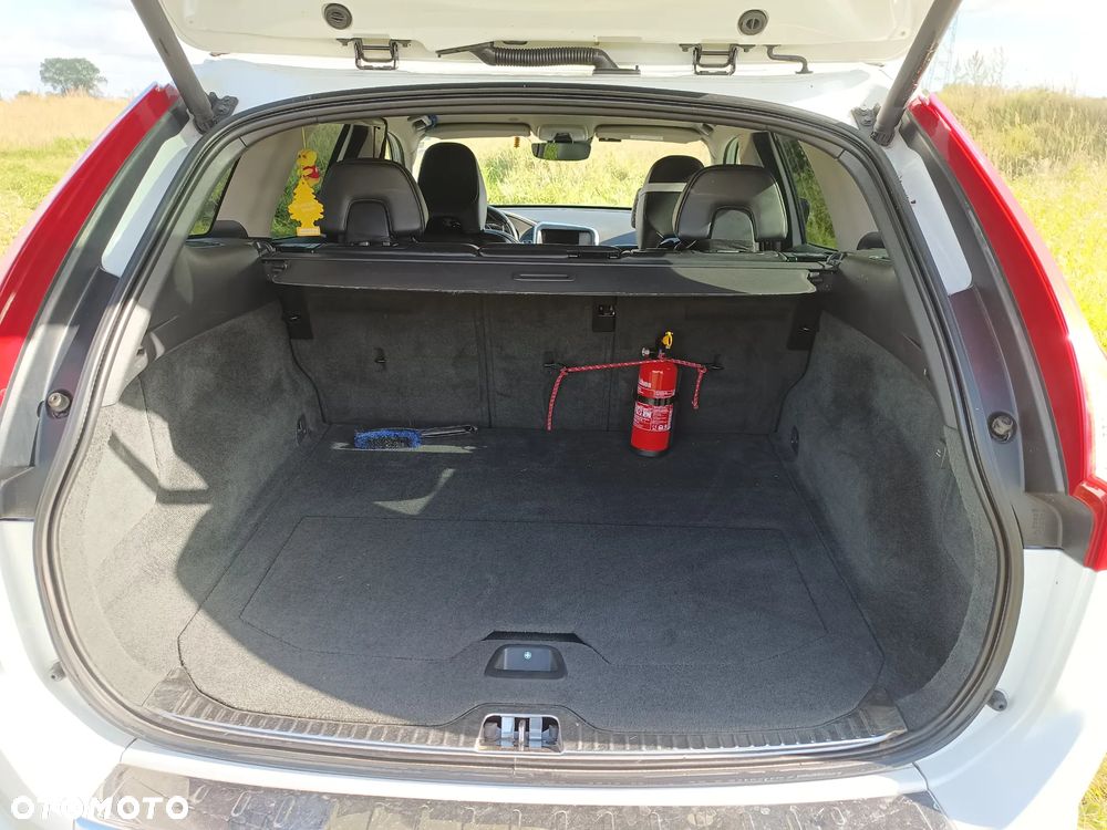 Volvo XC 60 D4 Geartronic Summum - 11