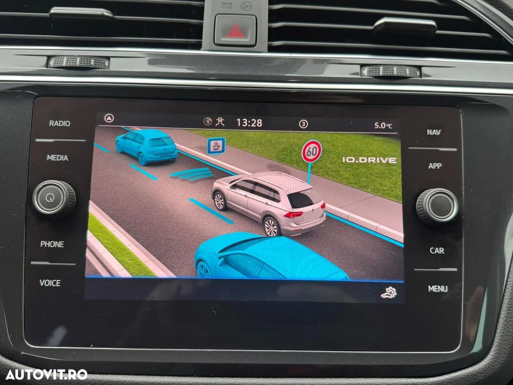 Volkswagen Tiguan 2.0 TDI SCR DSG Life - 13